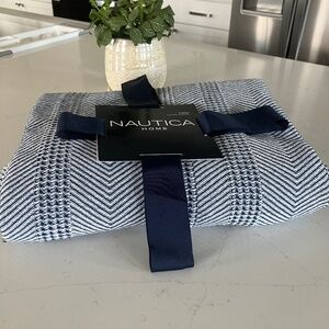 NAUTICA Chevron Stripe Yarn Dye Cotton Blanket, Twin